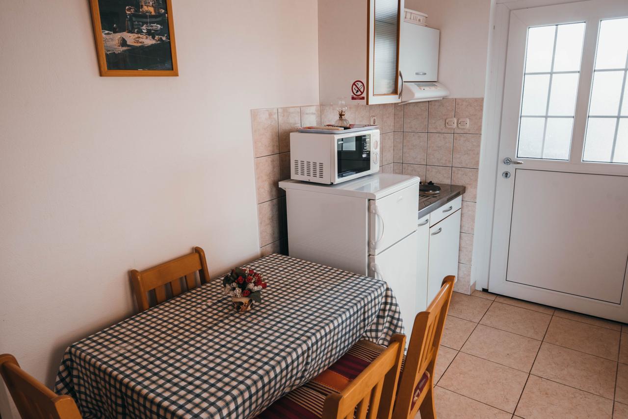 Apartments Visnjic ザボリッチ エクステリア 写真