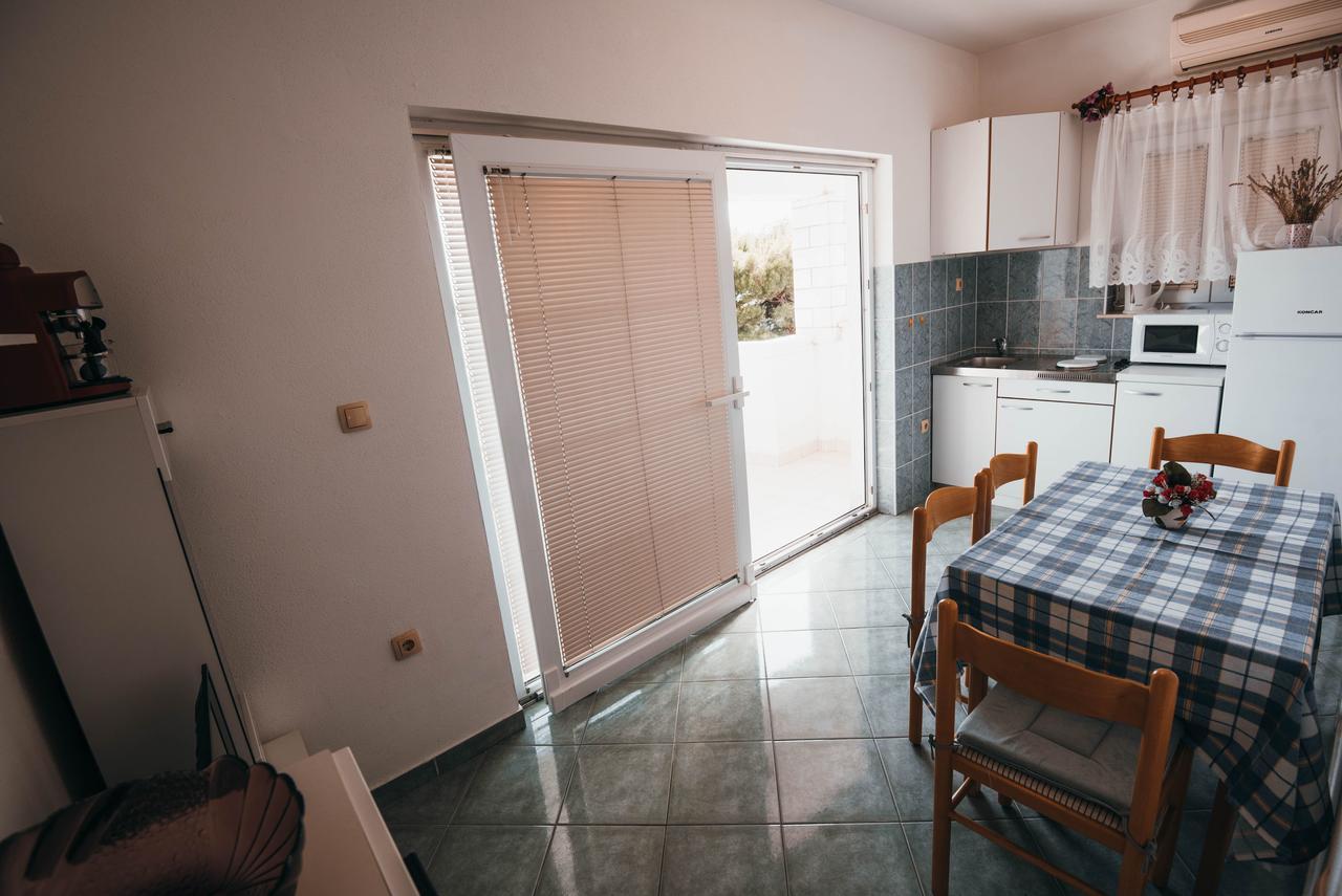 Apartments Visnjic ザボリッチ エクステリア 写真